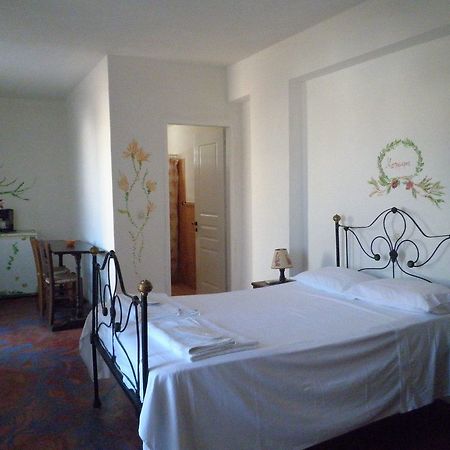 Angelica'S Hotel Fri Kültér fotó